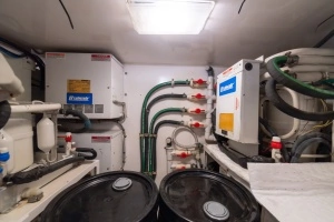 2012 Viking 60 Convertible thumbnail 80