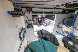 70ft Hatteras Yacht For Sale