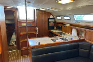 Mischievous Mermaid 44ft Hunter Yacht For Sale