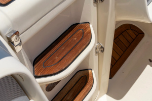 27ft Chris Craft Yacht For Sale