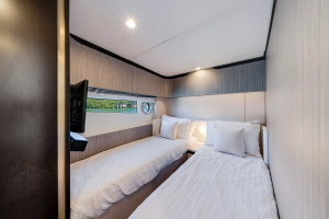 60ft Azimut Yacht For Sale