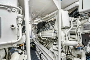 2002 Viking 65 Convertible thumbnail 64