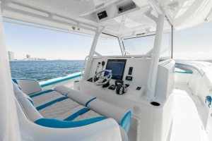 2017 Yellowfin 42 Offshore thumbnail 8