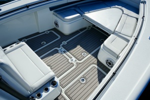 Luhn 32 32ft Yellowfin Yacht For Sale