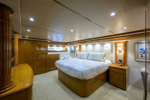 BLU FROG 82ft Viking Yacht For Sale