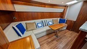 SEA N ME TOO 44ft Hatteras Yacht For Sale