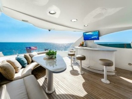 Serendipity 94ft Lazzara Yachts Yacht For Sale