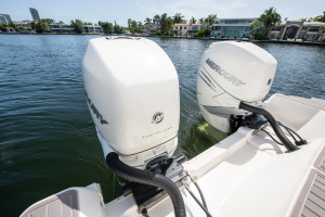32ft Sea Ray Yacht For Sale