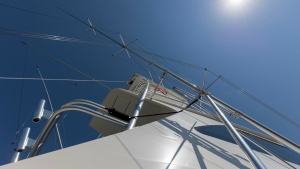 2007 64 Viking Enclosed Bridge Reel Blues Rigging