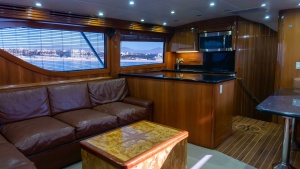 Sinyorita Salada 60ft Hatteras Yacht For Sale