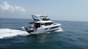 Hey Beautiful 44ft Aquila Yacht For Sale
