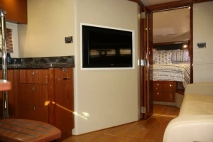 2015 Sea Ray 410 Sundancer thumbnail 7