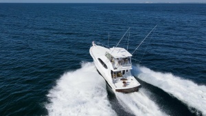 2008 54 Hatteras Convertible American Made Exteriors (8)