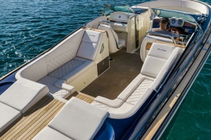 2LW 34ft Chris Craft Yacht For Sale