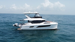 Hey Beautiful 44ft Aquila Yacht For Sale
