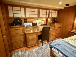 Alaskan 70 OHANA - Master Stateroom