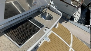 2018 Sea Ray Sundancer 350 thumbnail 5