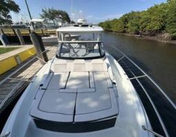 35ft Jeanneau Yacht For Sale