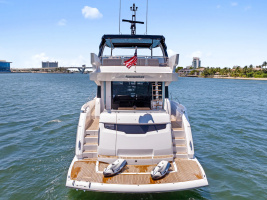 MANHATTAN 68 DEALER DEMO 68ft Sunseeker Yacht For Sale