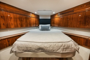 Ziggy 59ft Hatteras Yacht For Sale