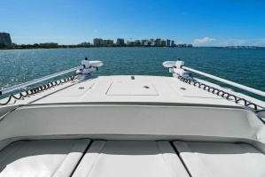 Photo 6161459 for 2022 World Cat 400 CC-X  2022 World Cat 400 CC-X - Bow