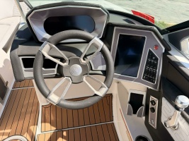 24ft Mastercraft Yacht For Sale