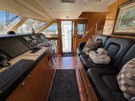 PERFECT LA DEE 75ft Hatteras Yacht For Sale
