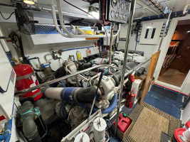 PERFECT LA DEE 75ft Hatteras Yacht For Sale
