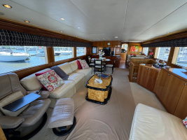 PERFECT LA DEE 75ft Hatteras Yacht For Sale