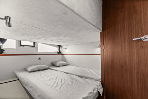 BOARD ROOM 38ft Galeon Yacht For Sale