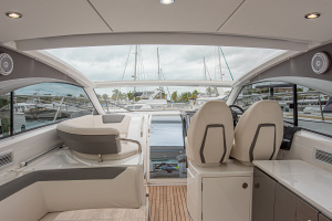GRAYSKY V 40ft Princess Yacht For Sale