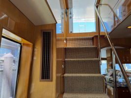 PERFECT LA DEE 75ft Hatteras Yacht For Sale