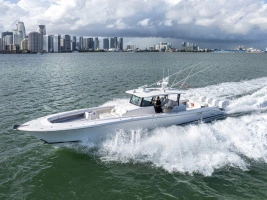  2017 HCB 53 Suenos RXV Yacht For Sale in Miami FL