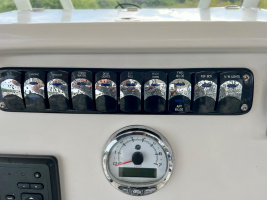 MYSTIC WENCH 29ft Sailfish Yacht For Sale