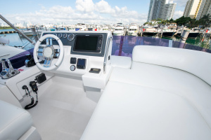 42ft Azimut Yacht For Sale