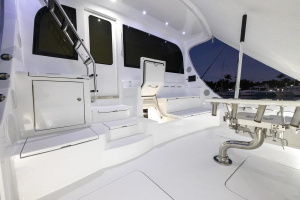 70ft Hatteras Yacht For Sale