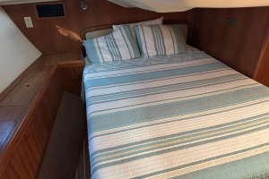 Mischievous Mermaid 44ft Hunter Yacht For Sale