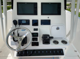 INTENSITY 2 29ft Century Yacht For Sale