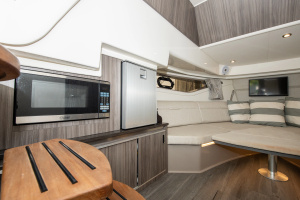 32ft Sea Ray Yacht For Sale
