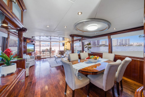 Aphrodite 80ft Lazzara Yachts Yacht For Sale
