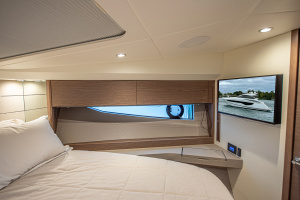 GRAYSKY V 40ft Princess Yacht For Sale