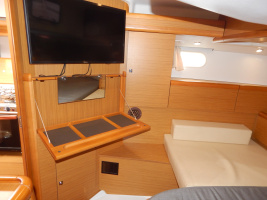 Respite 50ft Jeanneau Yacht For Sale