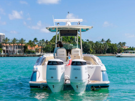 Re Powered 29ft Chris Craft Yacht For Sale