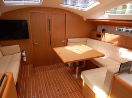 Respite 50ft Jeanneau Yacht For Sale
