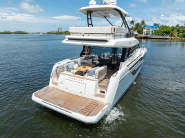 F4 9 49ft Prestige Yacht For Sale