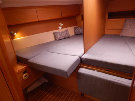 Respite 50ft Jeanneau Yacht For Sale