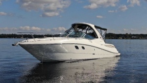 Andrews Place 33ft Sea Ray Yacht For Sale