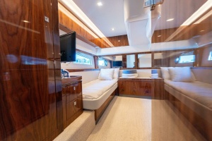 VENTURES64 48ft Riviera Yacht For Sale