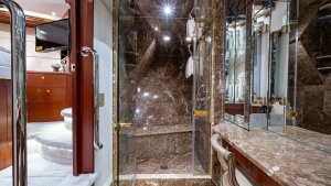 Magnum Ride 100ft Hatteras Yacht For Sale