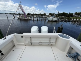 SEAQUEL 29ft Robalo Yacht For Sale